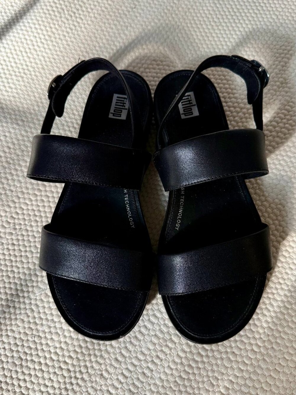 Like New FitFlop Gracie Leather Back-Strap Sandals, Black, Size 7